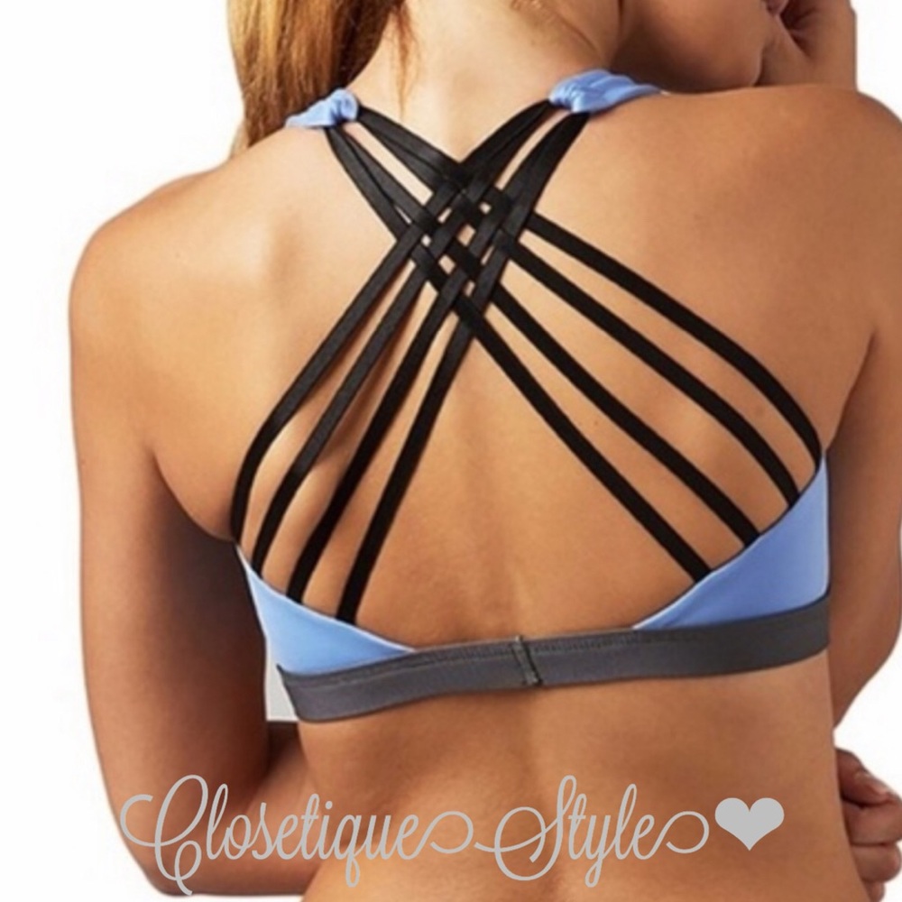 ‼️LOWEST‼️ Strappy Cross Back Sports Bra - Picture 5 of 7